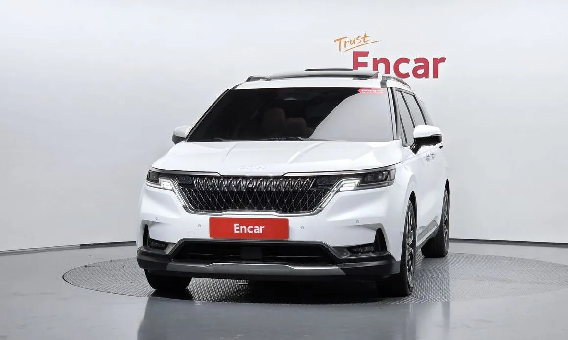 Kia Carnival — фото 10