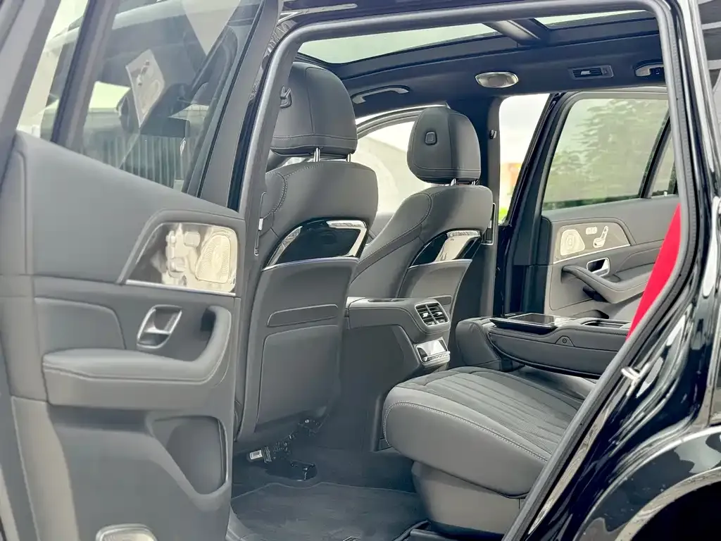 Mercedes-Benz GLS AMG — фото 5