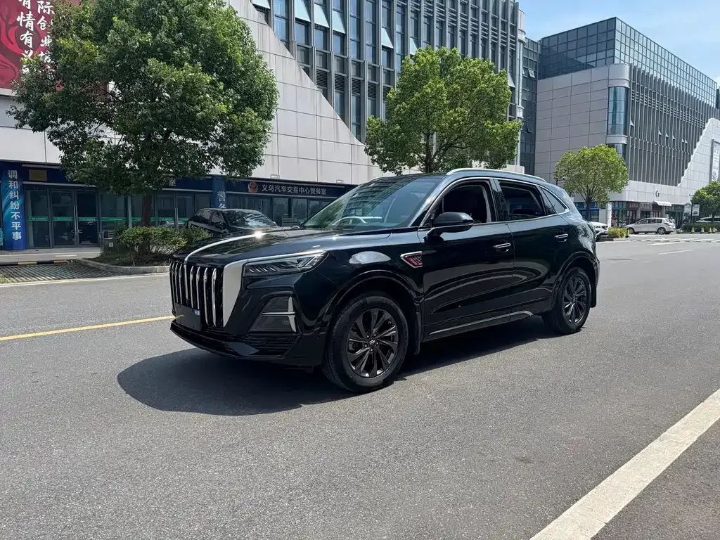 Hongqi HS5 — фото 1