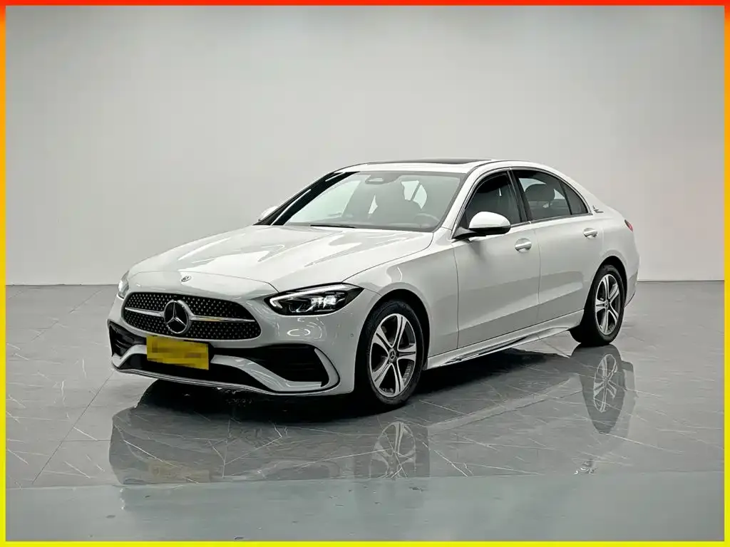 Mercedes-Benz C-Class — фото 1