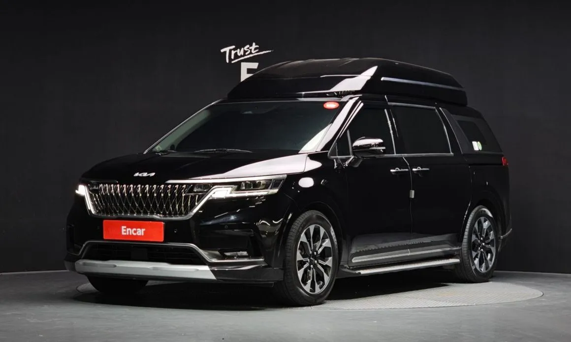 Kia Carnival — фото 1