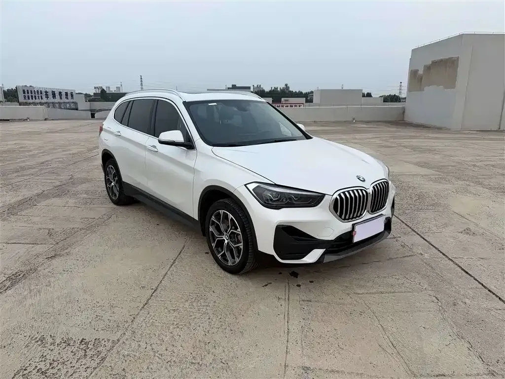 BMW X1 — фото 2