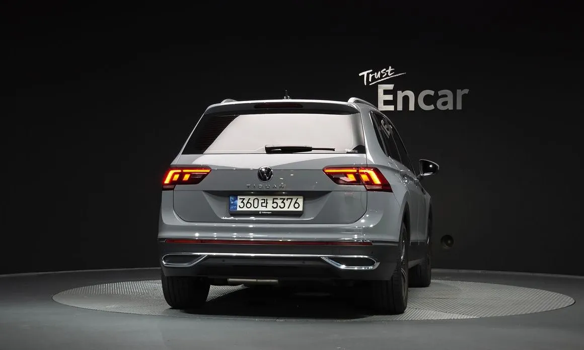 Volkswagen Tiguan — фото 2