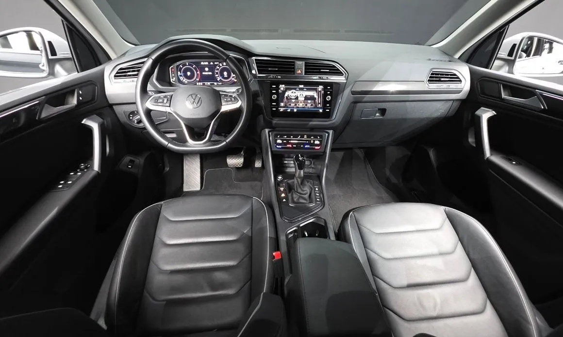 Volkswagen Tiguan — фото 8