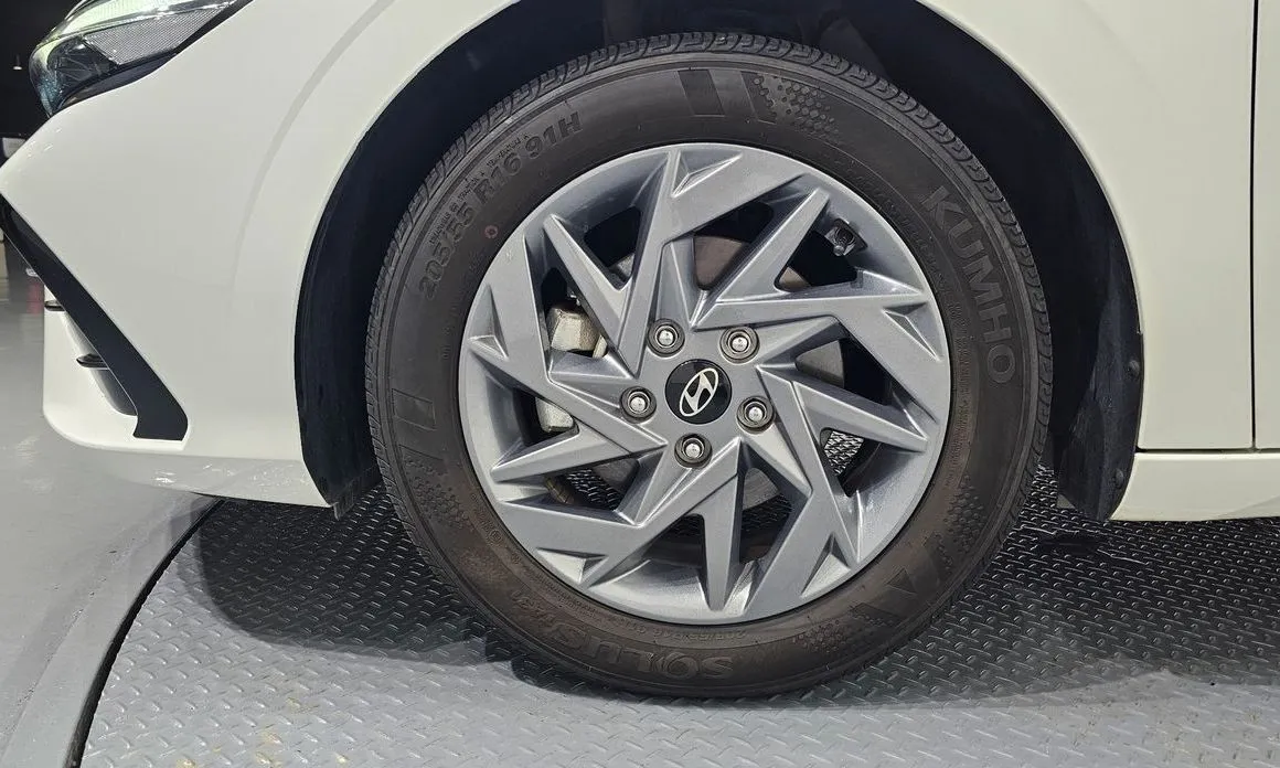 Hyundai AVANTE — фото 6