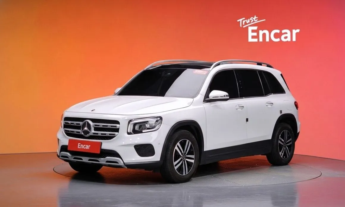 Mercedes-Benz GLB-Class — фото 1