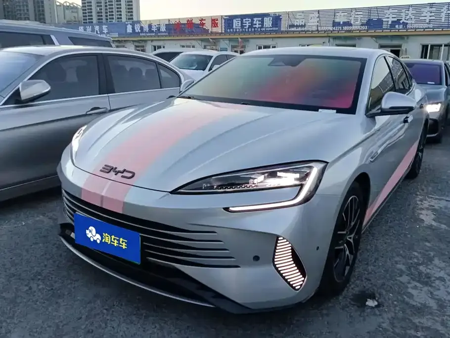 BYD Seal — фото 1