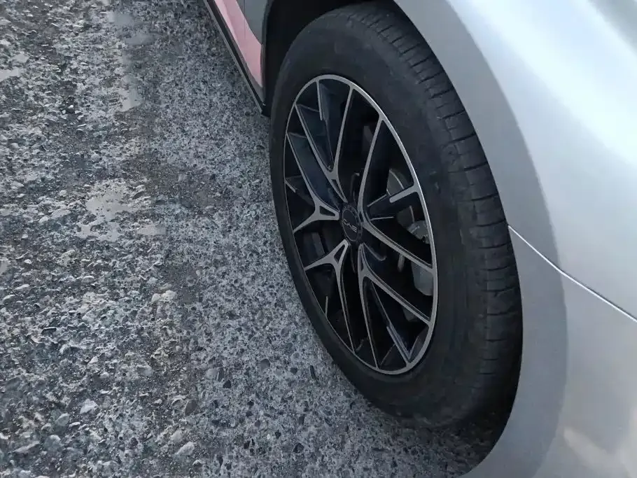 BYD Seal — фото 3