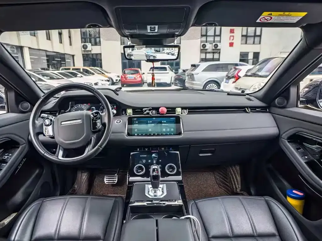 Land Rover Evoque — фото 4