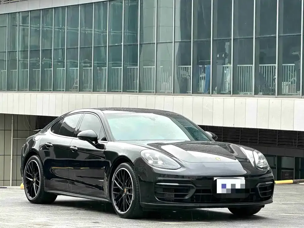Porsche Panamera — фото 10