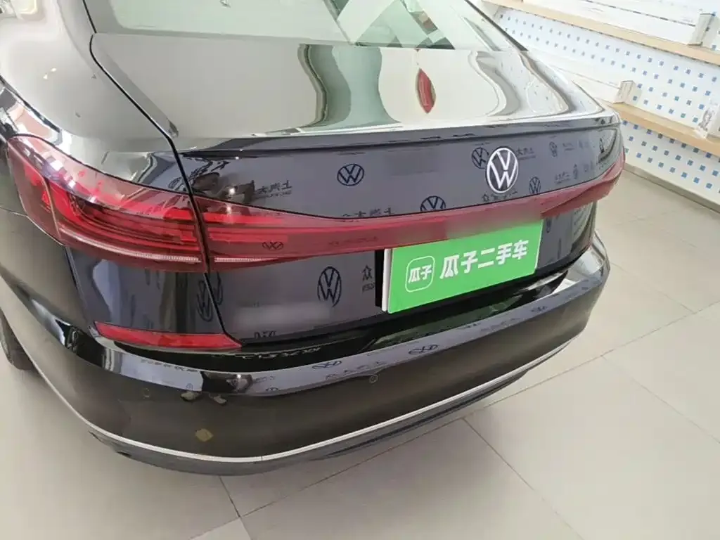 Volkswagen Passat — фото 2