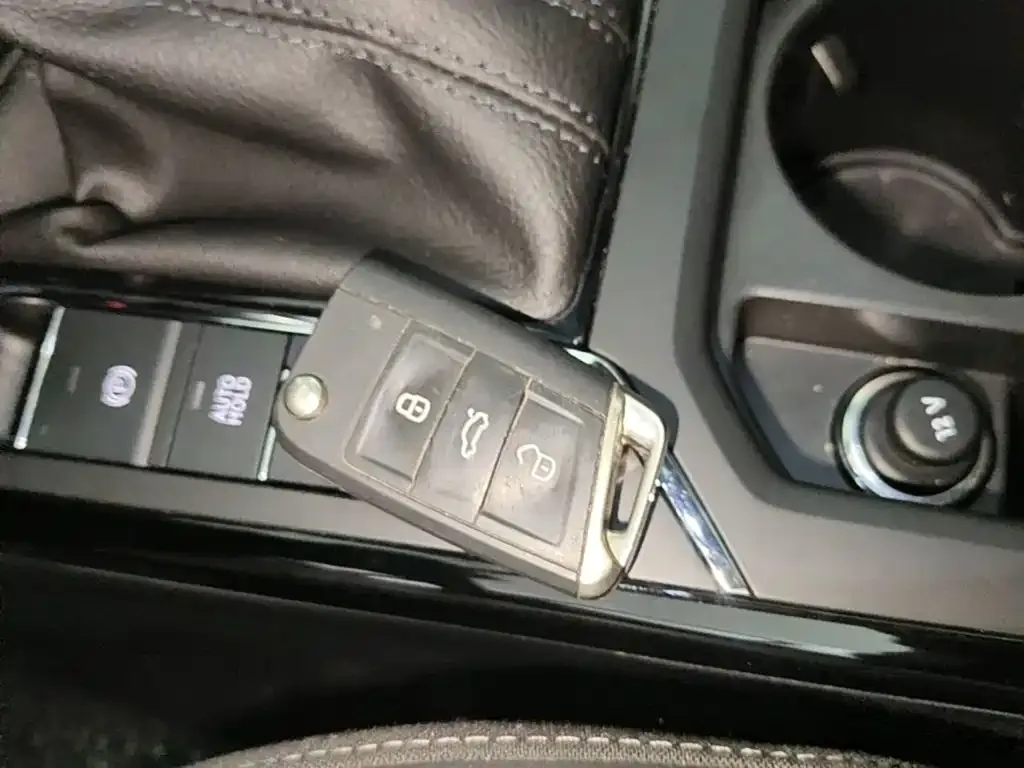 Volkswagen Passat — фото 10