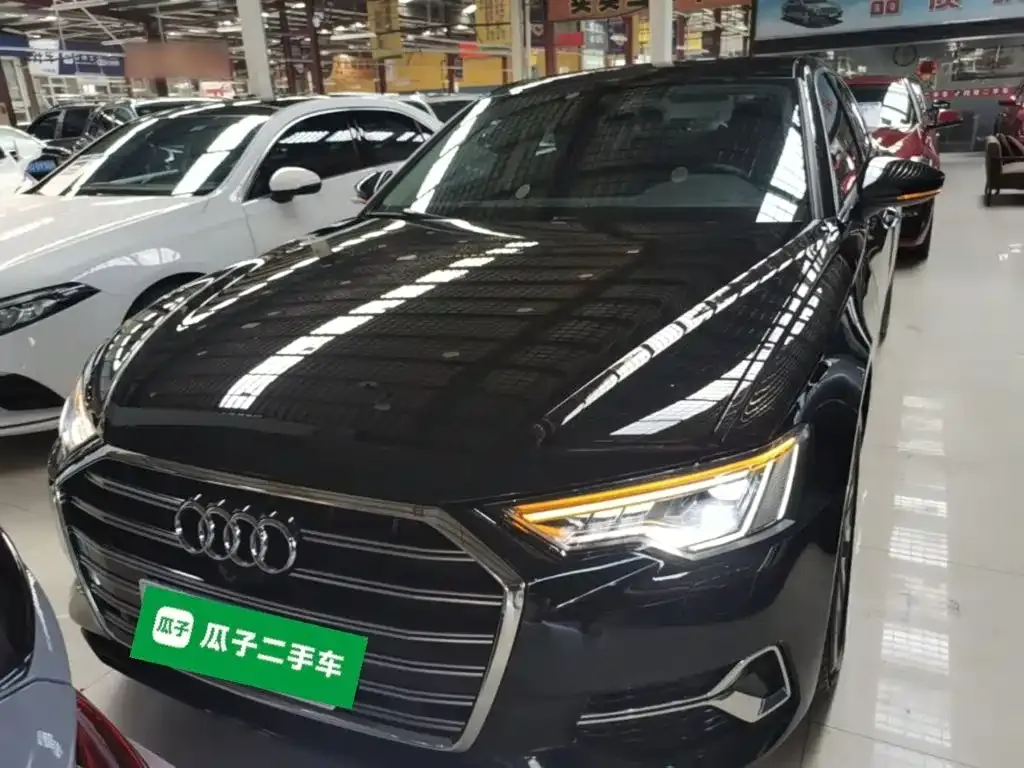Audi A6L — фото 9