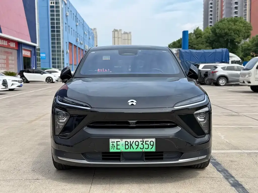 NIO EC6 — фото 8