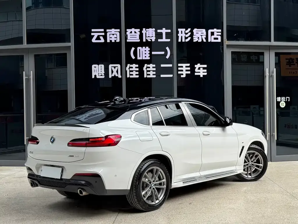 BMW X4 — фото 10