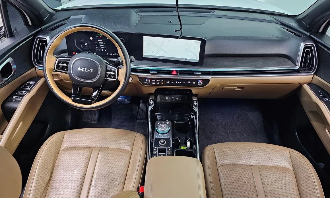 Kia Sorento — фото 7