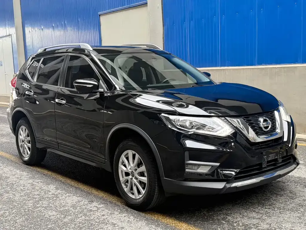 Nissan X-Trail — фото 6