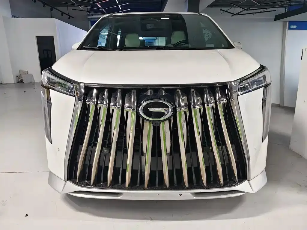 GAC Motor Trumpchi M8 — фото 2