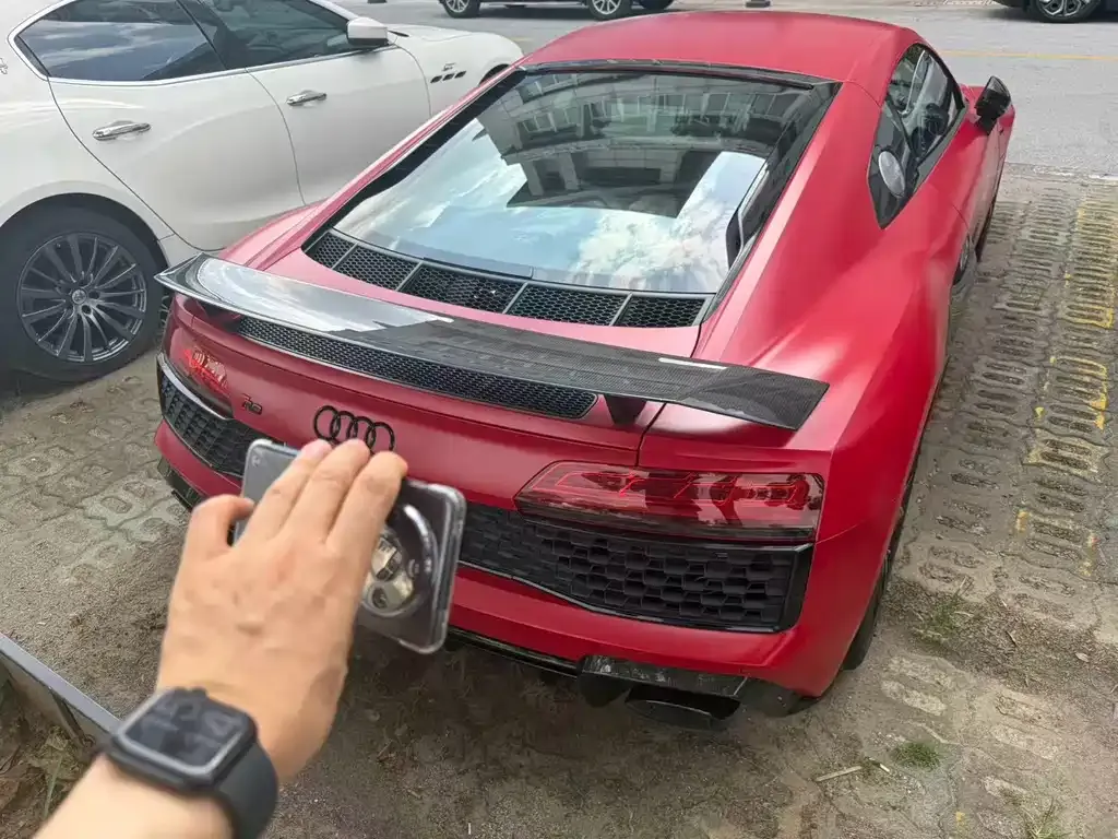 Audi R8 — фото 4