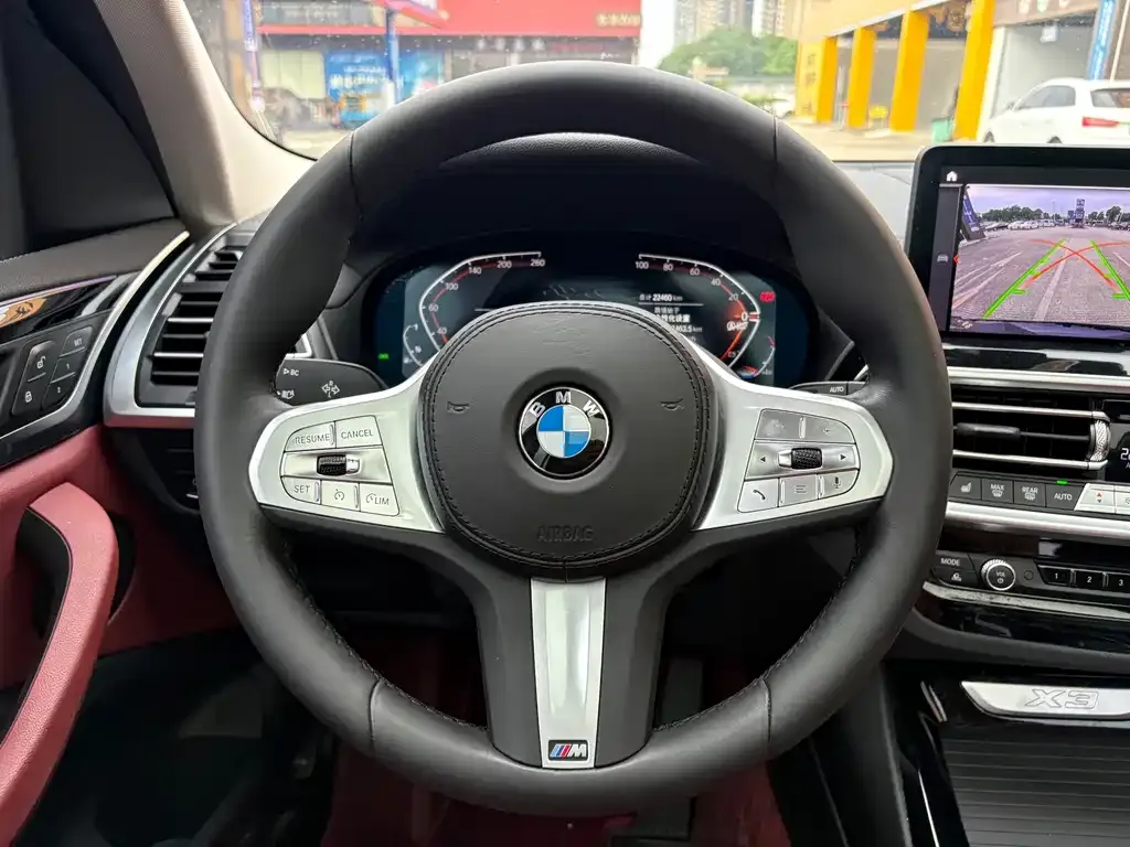 BMW X3 — фото 10
