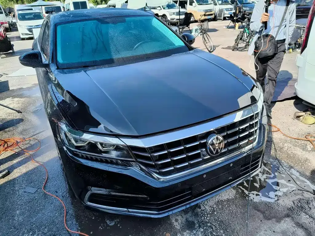 Volkswagen Passat — фото 7