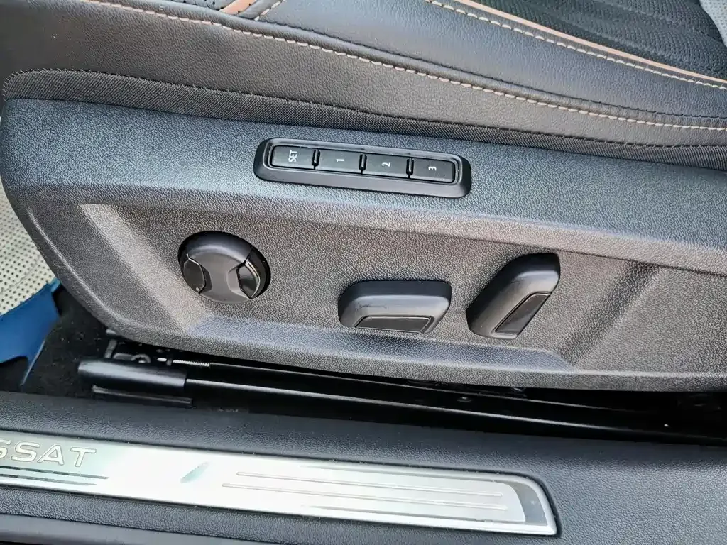 Volkswagen Passat — фото 6