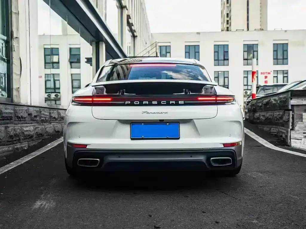 Porsche Panamera — фото 5