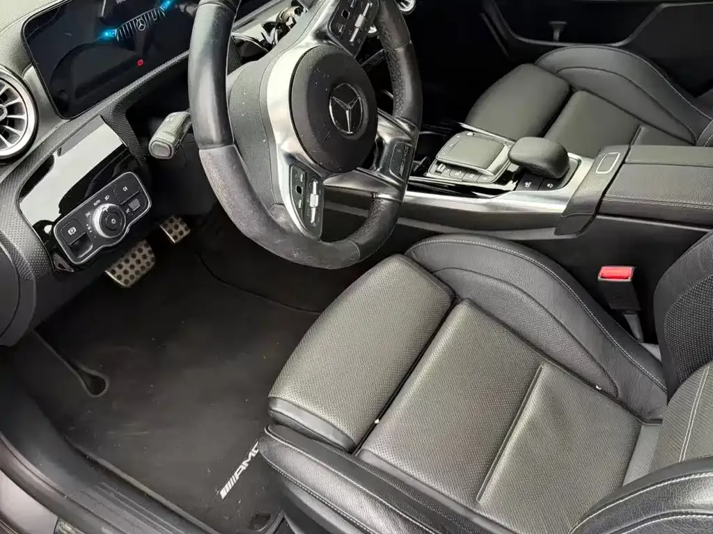 Mercedes-Benz CLA AMG — фото 3
