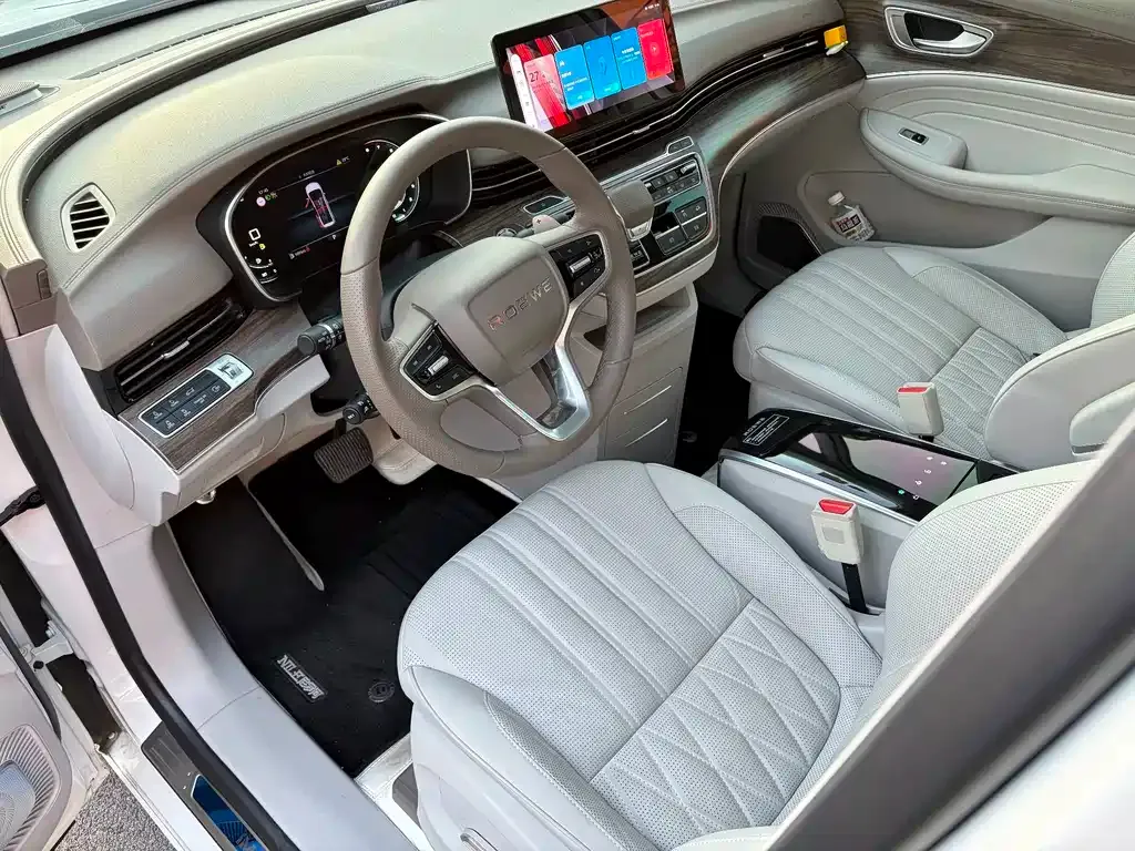 Roewe iMAX8 — фото 8