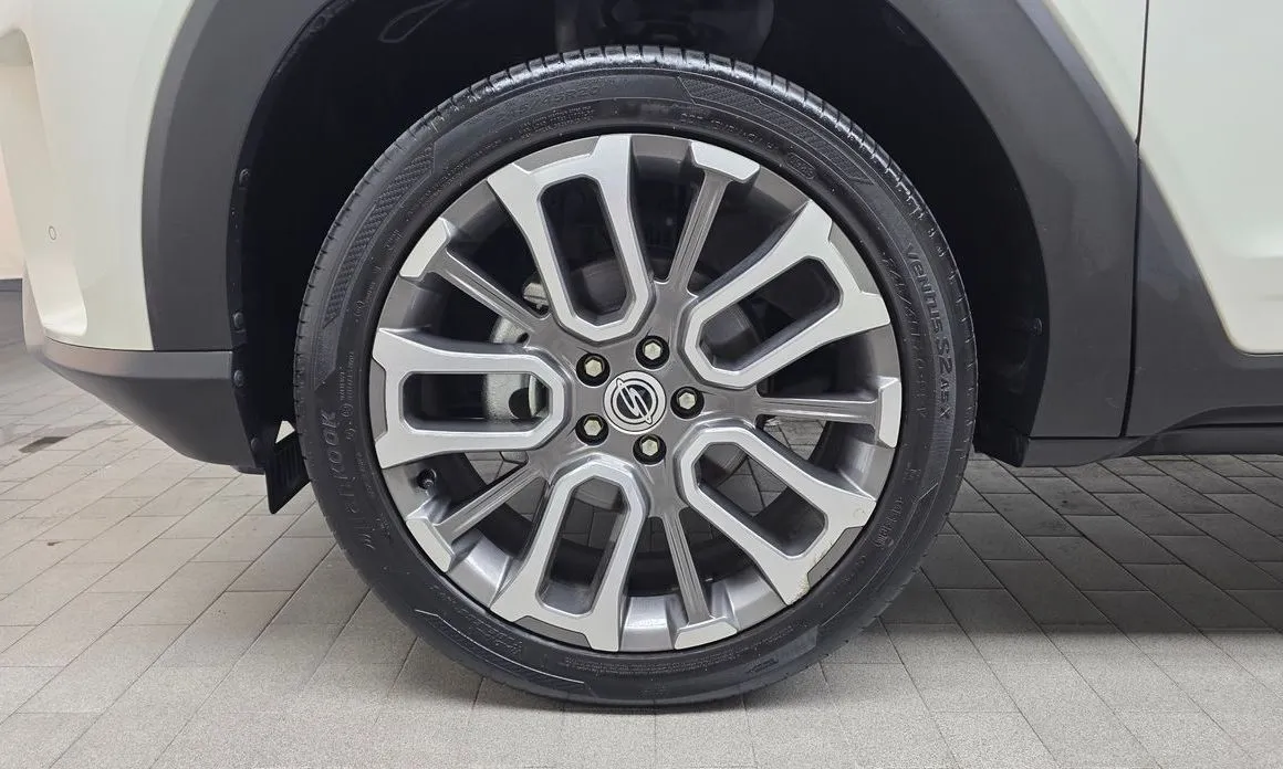 KG Mobility (Ssangyong) Torres — фото 9