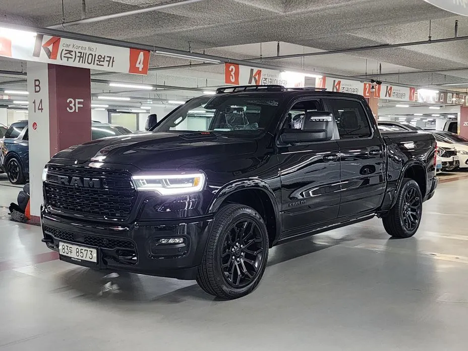 Dodge Ram Pick Up — фото 1