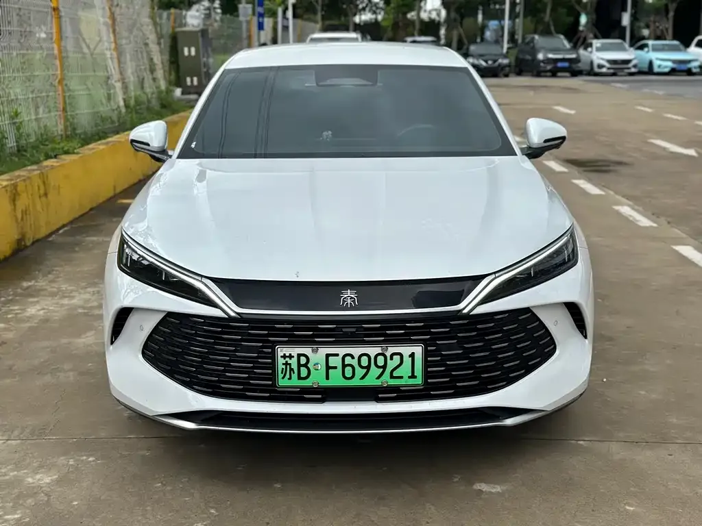 BYD Qin L — фото 8