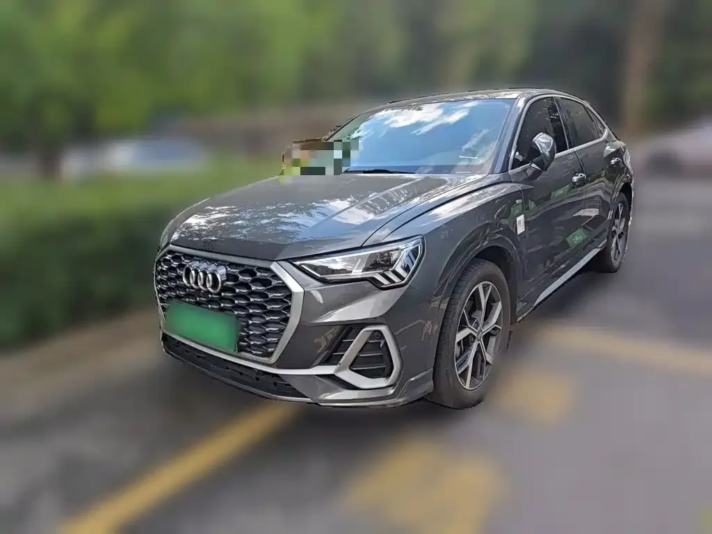 Audi Q3 Sportback — фото 1