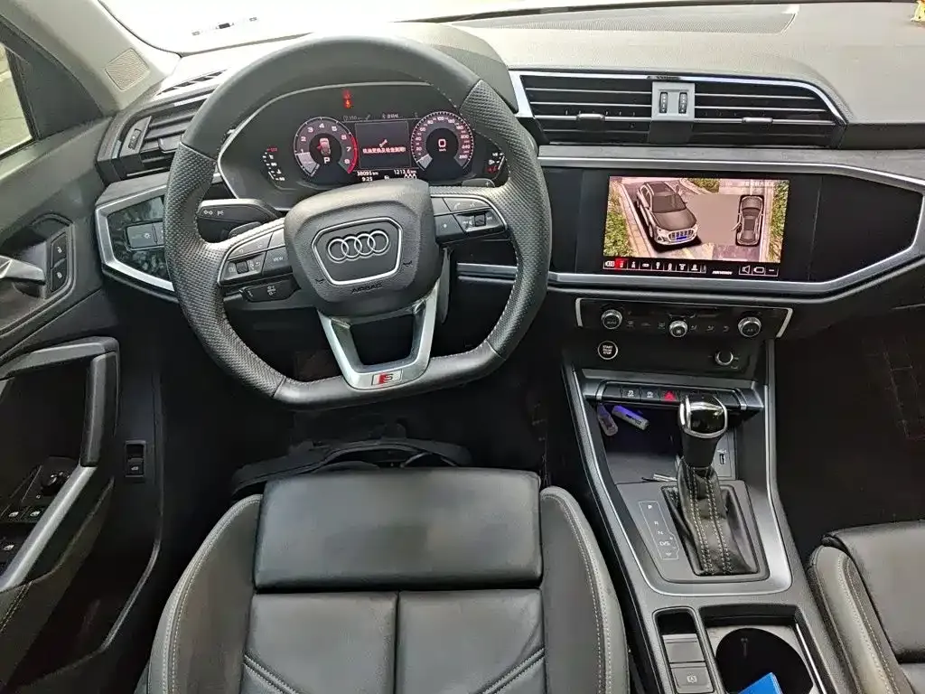 Audi Q3 Sportback — фото 7