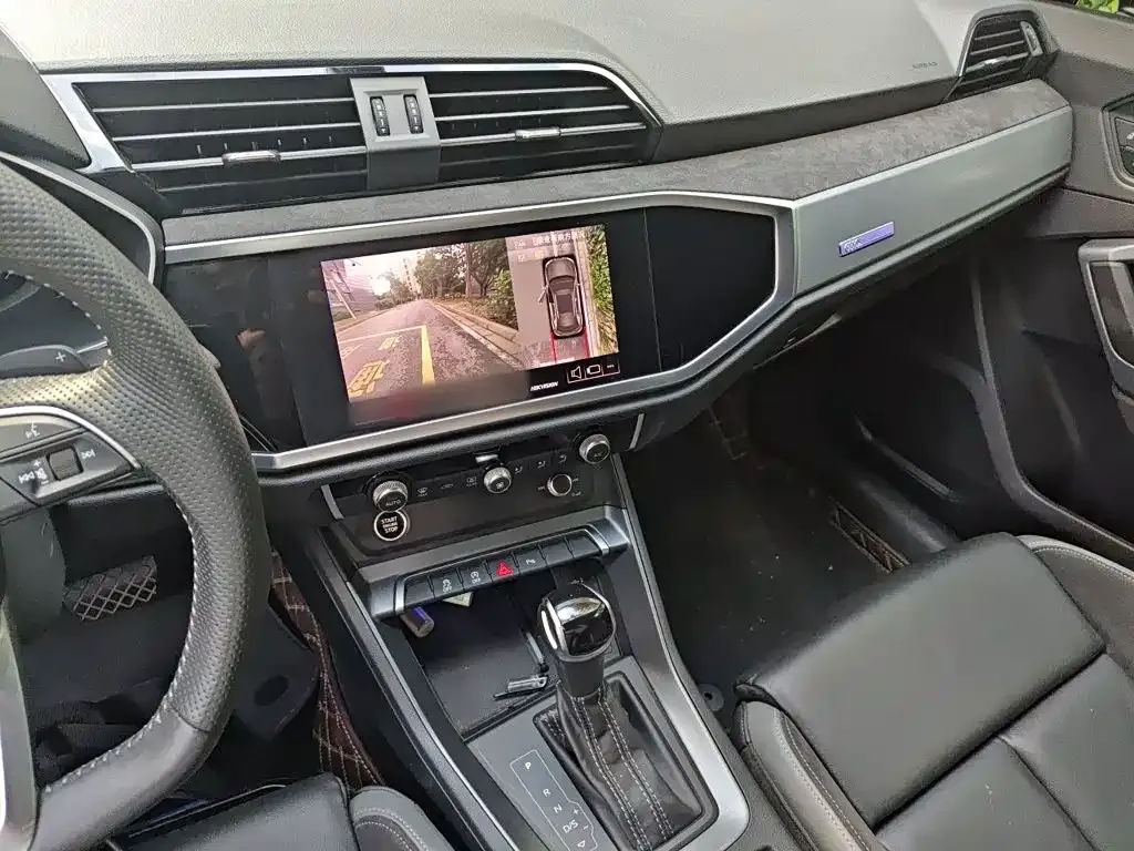Audi Q3 Sportback — фото 10