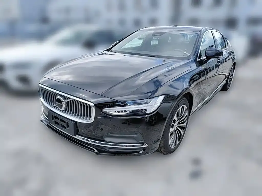 Volvo S90 — фото 1