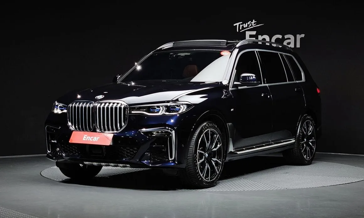 BMW X7 — фото 1