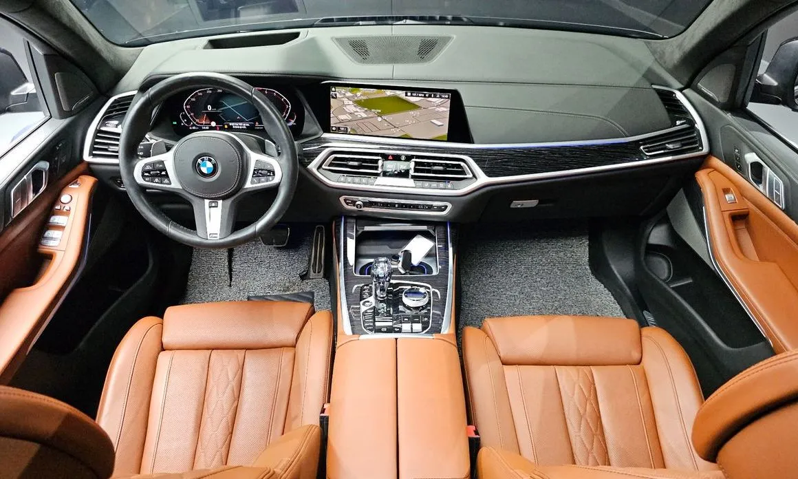 BMW X7 — фото 9