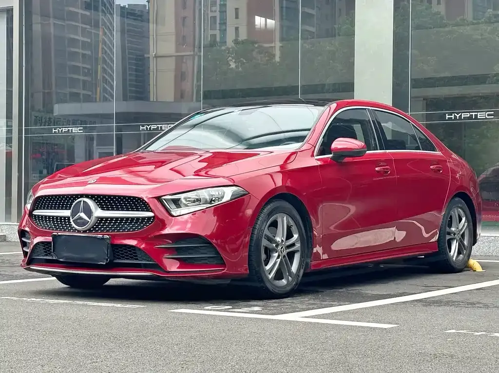 Mercedes-Benz A-Class — фото 1
