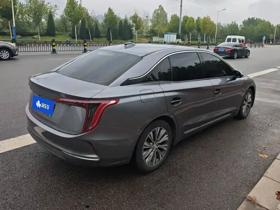Hongqi E-QM5 — фото 2