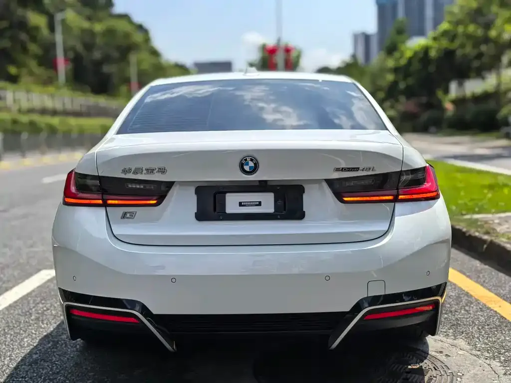 BMW i3 — фото 3