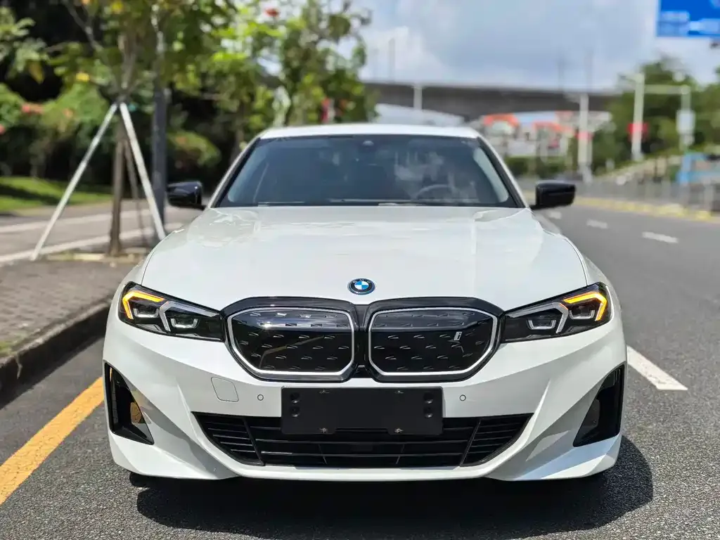 BMW i3 — фото 4