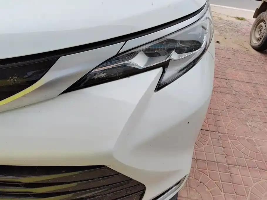 Toyota Sienna — фото 2