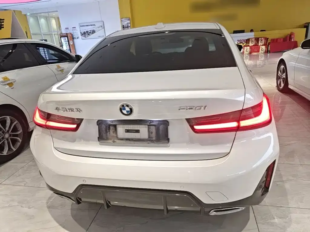 BMW 3 Series — фото 10