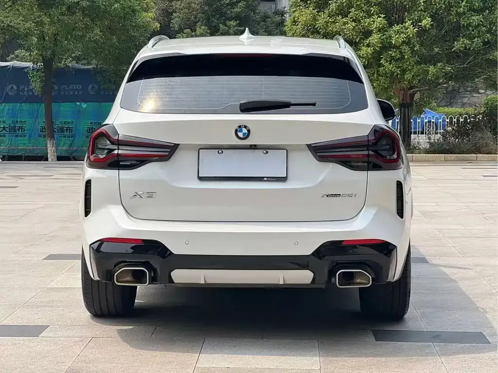 BMW X3 — фото 10