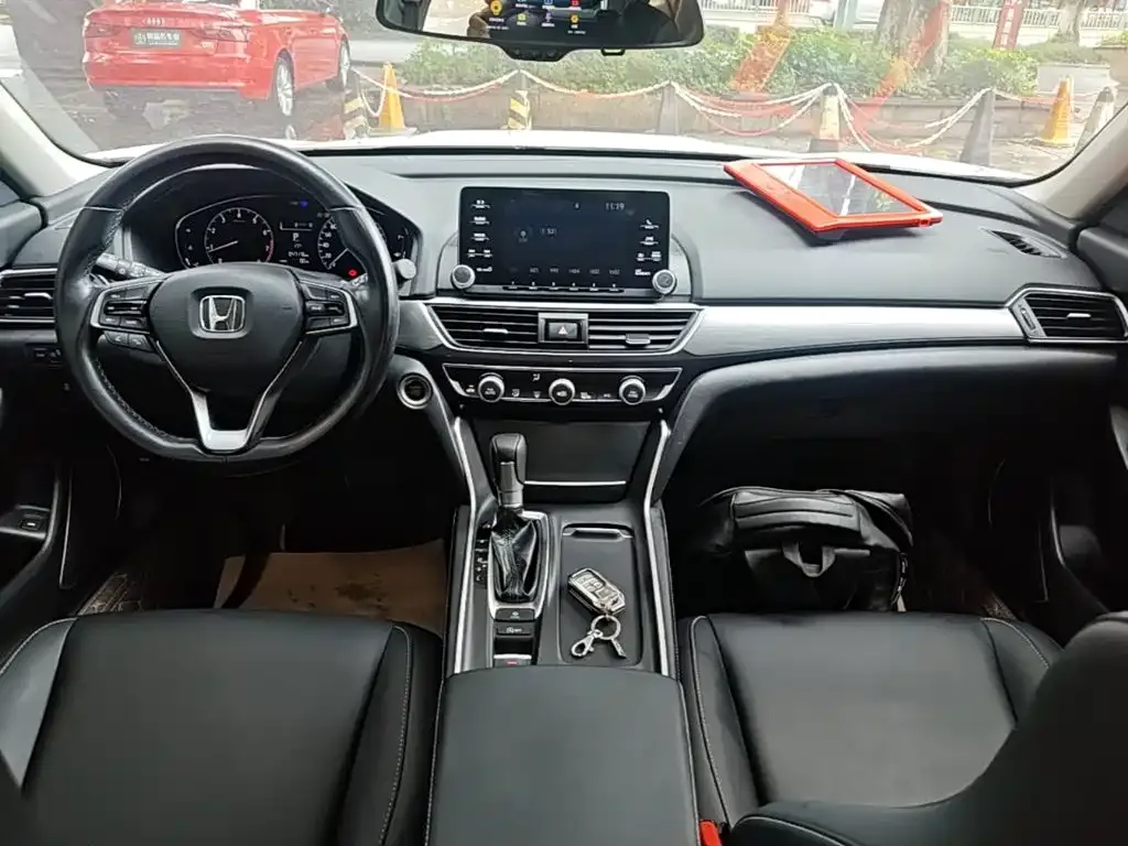 Honda Inspire — фото 5