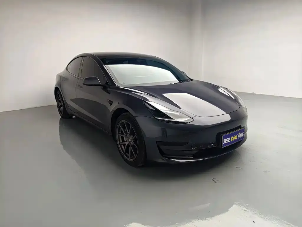 Tesla Model 3 — фото 3