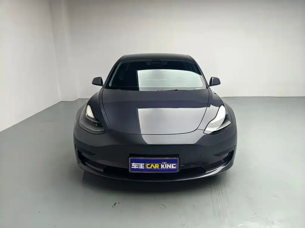 Tesla Model 3 — фото 5