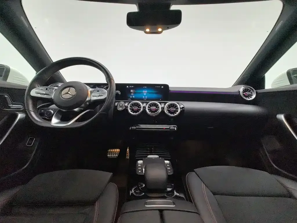 Mercedes-Benz CLA (Import) — фото 7