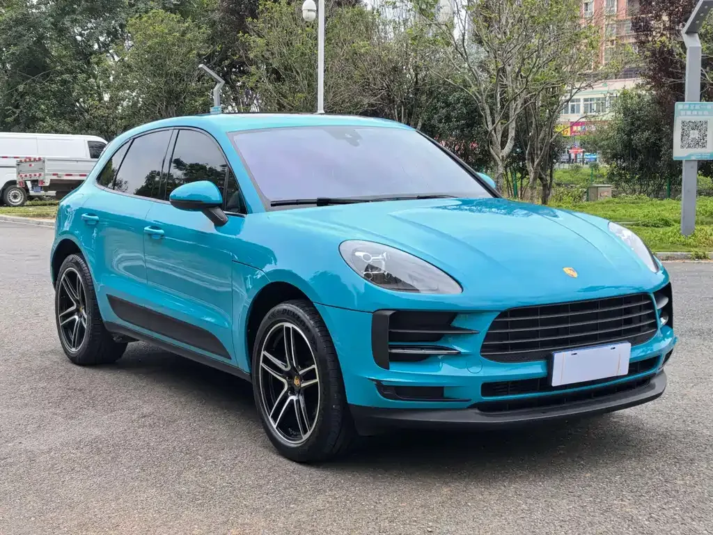 Porsche Macan — фото 1